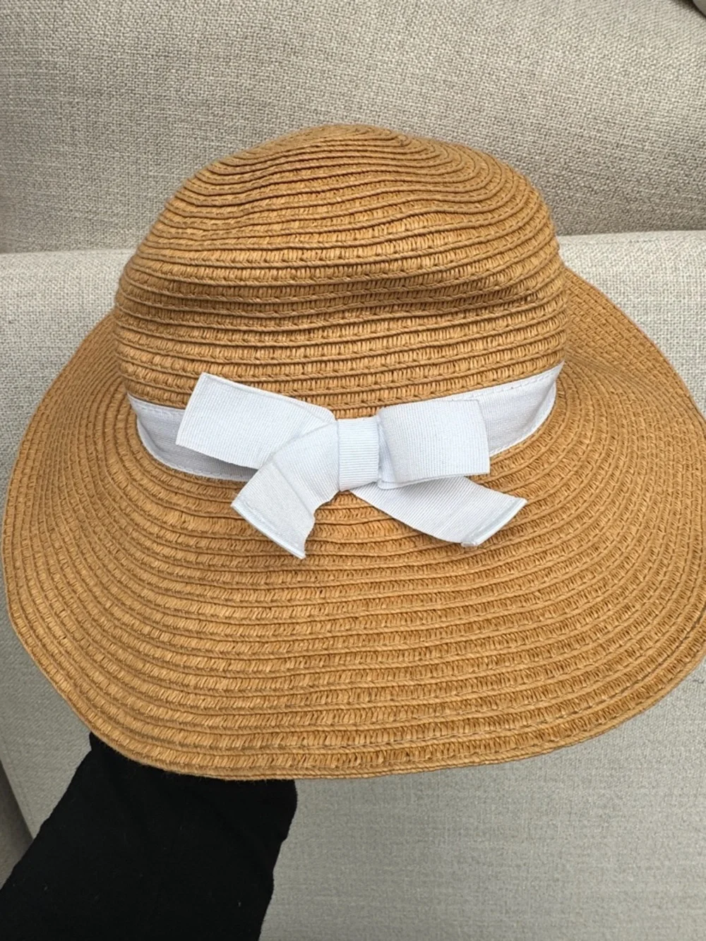 Old Navy Baby Straw Sun Hat 6-12M White Bow Wide Brim Summer Beach Hat
